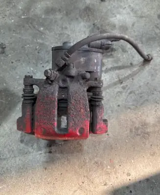 Rear brake caliper