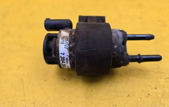 BMW 3 G20 G21 Adblue pump 7354384