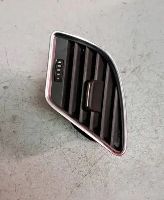 Audi A4 S4 B8 8K Dashboard side air vent grill/cover trim 8T2820901