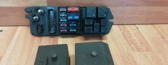 Alfa Romeo 166 Fuse module 