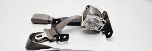 Dodge RAM 1500 DR Middle seatbelt (rear) P1CG661J3AA T15K626771FZ13
