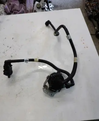 Renault Austral Water pump 149405998R