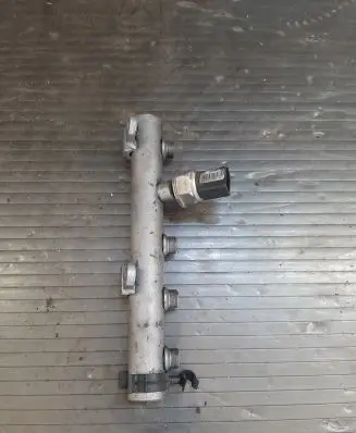 Fuel main line pipe