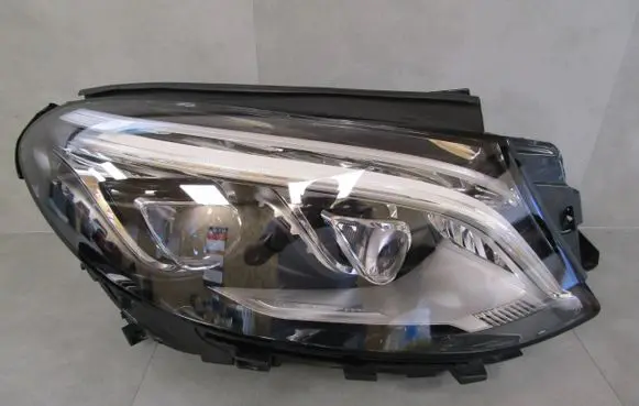 Mercedes-Benz GLE (W166 - C292) Headlight/headlamp A1669067602 LE13A6324