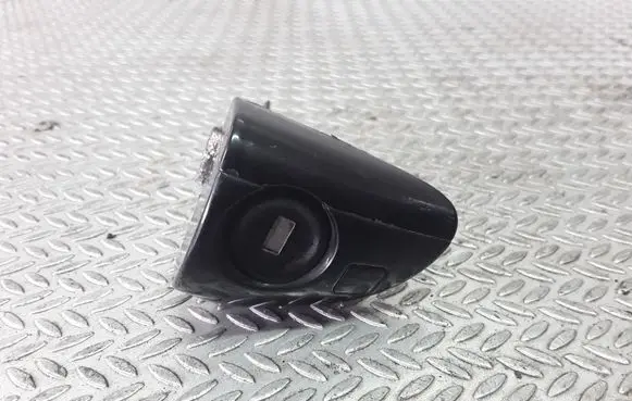 Mercedes-Benz S W220 Front door lock (next to the handle) 