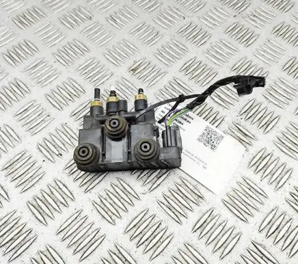 Land Rover Range Rover L405 Air suspension control unit module (rear) CPLA5B710AD