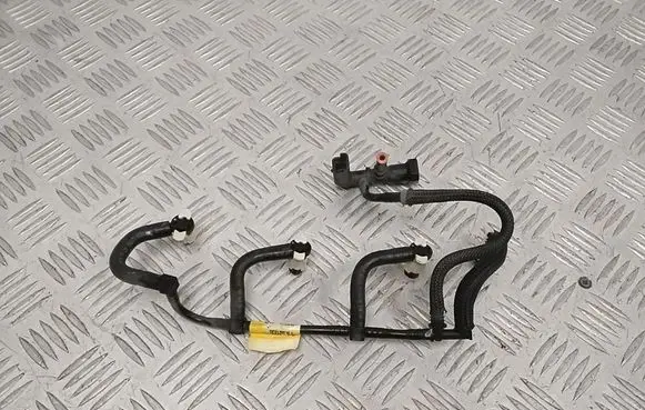 Nissan Qashqai Fuel return line/hose 166714557R