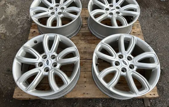 Ford Explorer VI R17 alloy rim LB5C1007A1B