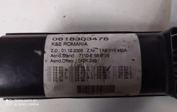 Volkswagen Touran I Fuse module 0618303476 7110E58EV0 042K248