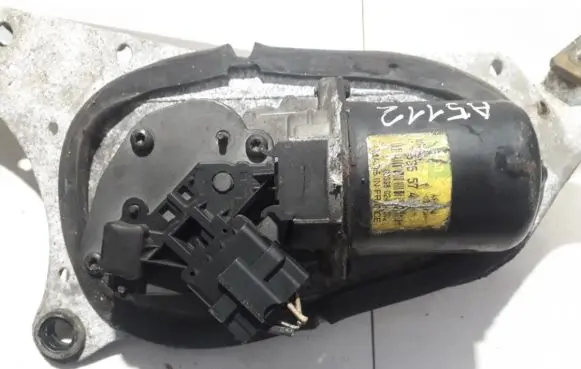 Renault Laguna II Wiper motor