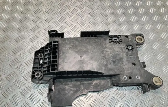 BMW 1 F40 Battery box tray TM17524
