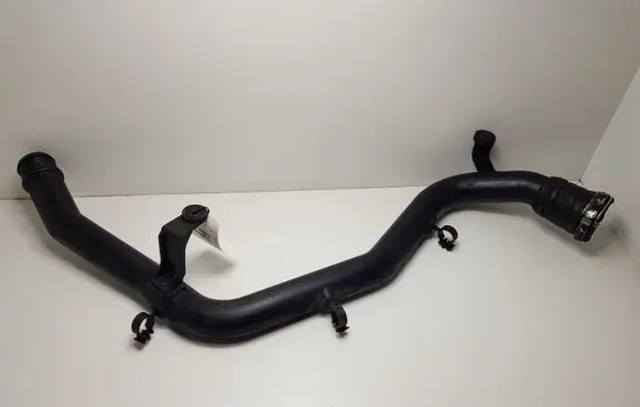Audi Q7 4L Intercooler hose/pipe 7L6145795S