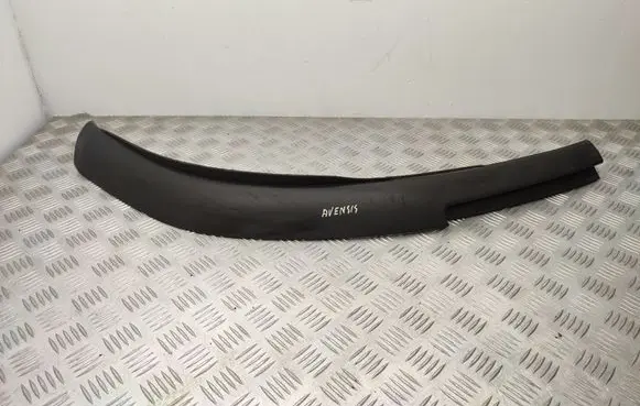 Toyota Avensis T250 Front bumper lip 7685205010