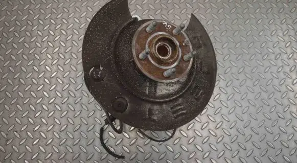 Rear wheel hub