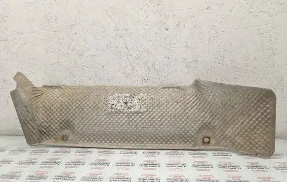 Volkswagen Touareg I Exhaust heat shield 4F0201308C