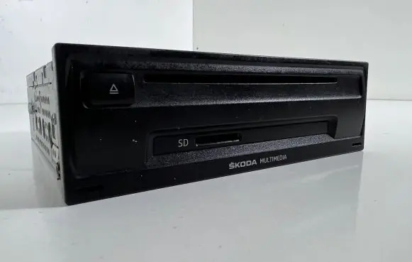 Skoda Octavia Mk3 (5E) CD/DVD changer 5E0035840A