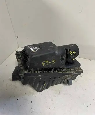 Toyota Avensis T220 Air filter box TOYOTA0D02 0D02 222040D020