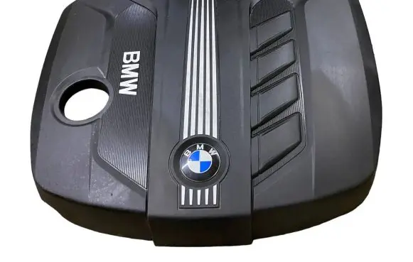 BMW 5 F10 F11 Engine cover (trim) 7802847 13717802847