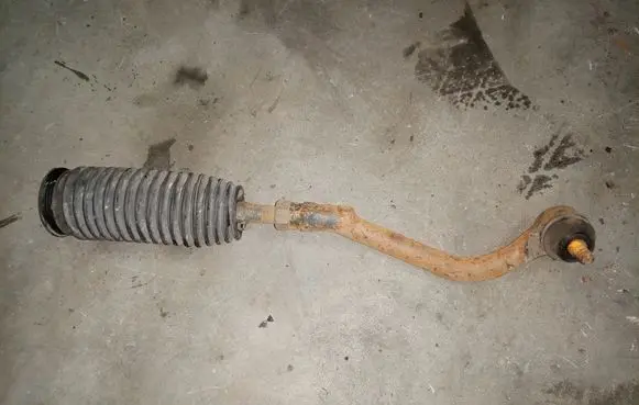 KIA Sportage Steering tie rod 