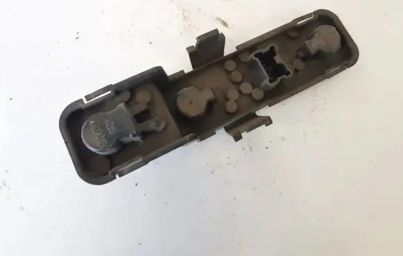 Volvo S40, V40 Tail light bulb cover holder 236873