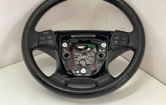Volvo V70 Steering wheel 30778840