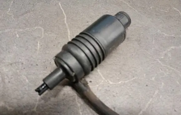 Audi A6 S6 C4 4A Windscreen/windshield washer pump