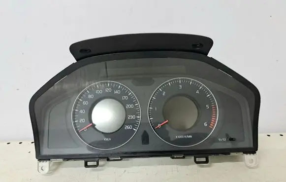 Volvo V70 Speedometer (instrument cluster) 31254535AA 69199660U