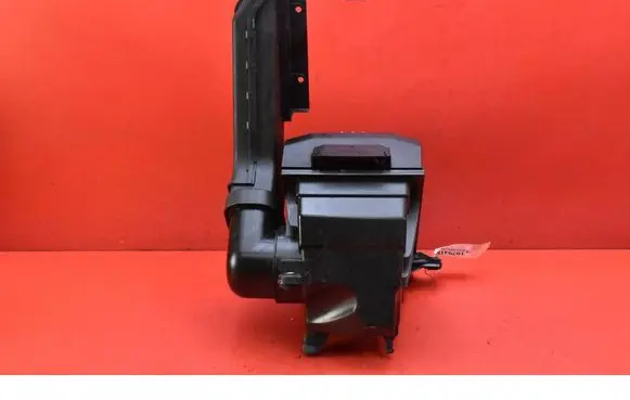 KIA Sportage Air filter box 28110N9400