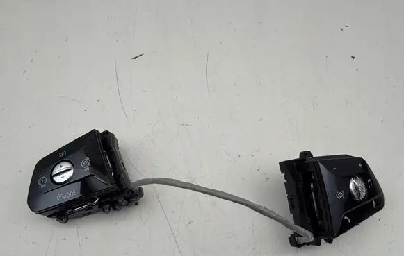 BMW X1 U11 Steering wheel buttons/switches 5A50913