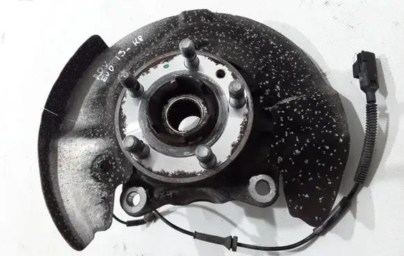 Land Rover Evoque I Front wheel hub LR044018
