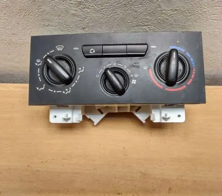 Peugeot Expert Climate control unit 140015328A