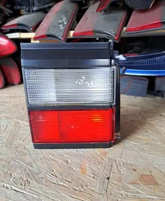 Volkswagen PASSAT B3 Tailgate rear/tail lights 357945107