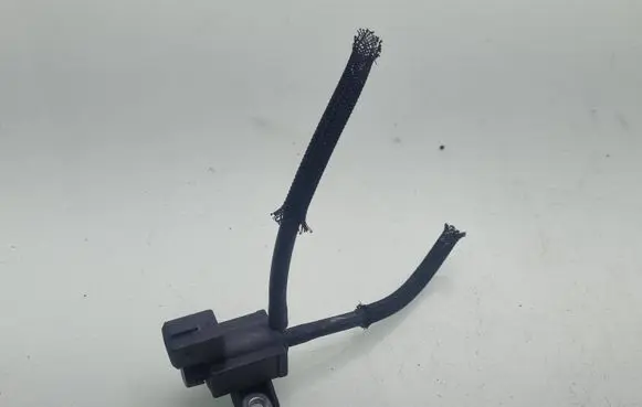 Toyota RAV 4 (XA30) Vacuum valve 258600R010