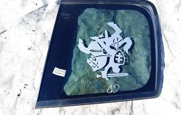 Nissan X-Trail T30 Rear side window as2