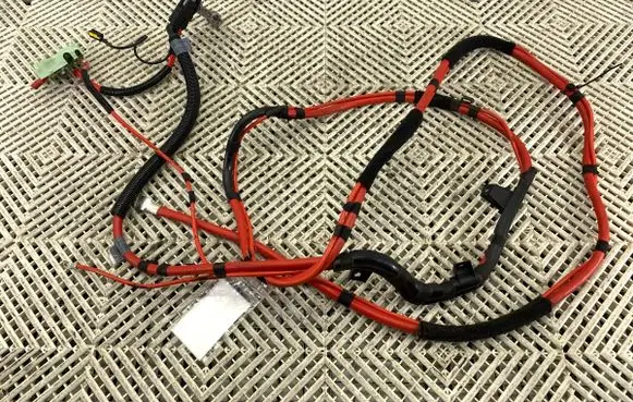 BMW X3 E83 Positive cable (battery) 3452235