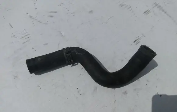 Volkswagen Golf V Engine coolant pipe/hose 1K0122073T