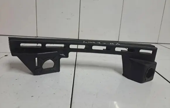 Volkswagen Caddy Front bumper mounting bracket 1T0807890B 0138375 01391