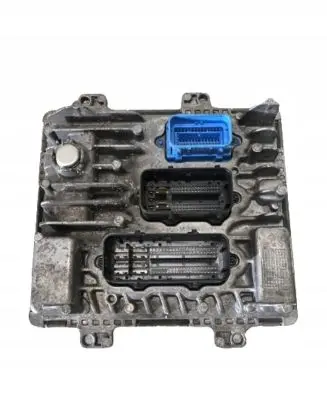 Opel Insignia B Engine control unit/module 55505569