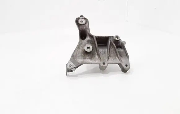 Volvo V50 Power steering pump mounting bracket 9656392880