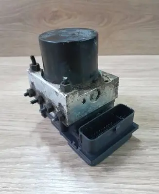 Volkswagen Polo IV 9N3 ABS Pump 6Q0907379AF