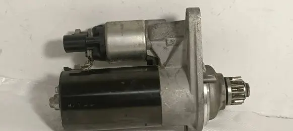 Audi A1 Starter motor 02T911024J 19042014 0001142001