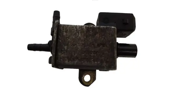 Audi TT Mk1 Turbo solenoid valve 025905283H 72161000