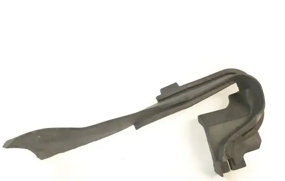 Porsche Macan (95B) Other engine bay part 95B823731