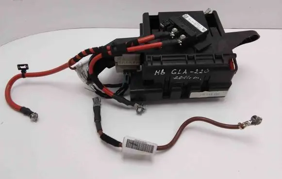 Battery bracket