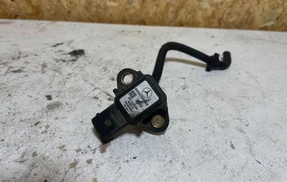 Mercedes-Benz Sprinter W906 Air pressure sensor A0041538128 12233209