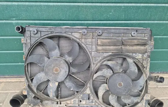 Volkswagen PASSAT B6 Radiator set 