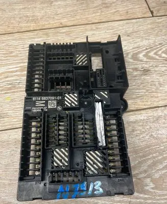 BMW 7 F01 F02 F03 F04 Fuse module 925946603