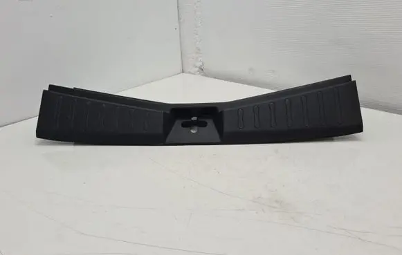 Nissan Note (E12) Trunk/boot sill cover protection 849923VV0A