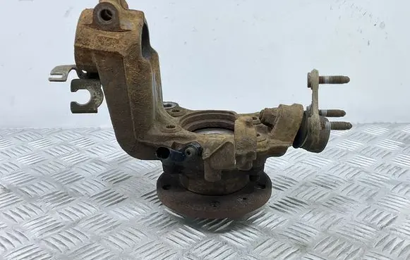 Skoda Superb B6 (3T) Front wheel hub 1K05N