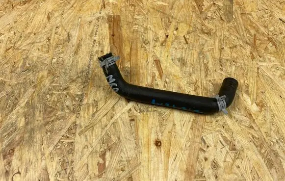 Mercedes-Benz A W177 Engine coolant pipe/hose A2822030082